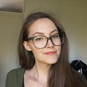 Meet your Posher, Rachel